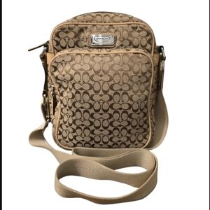 Coach Vintage Y2K Swingpack Camera Crossbody Bag In EUC